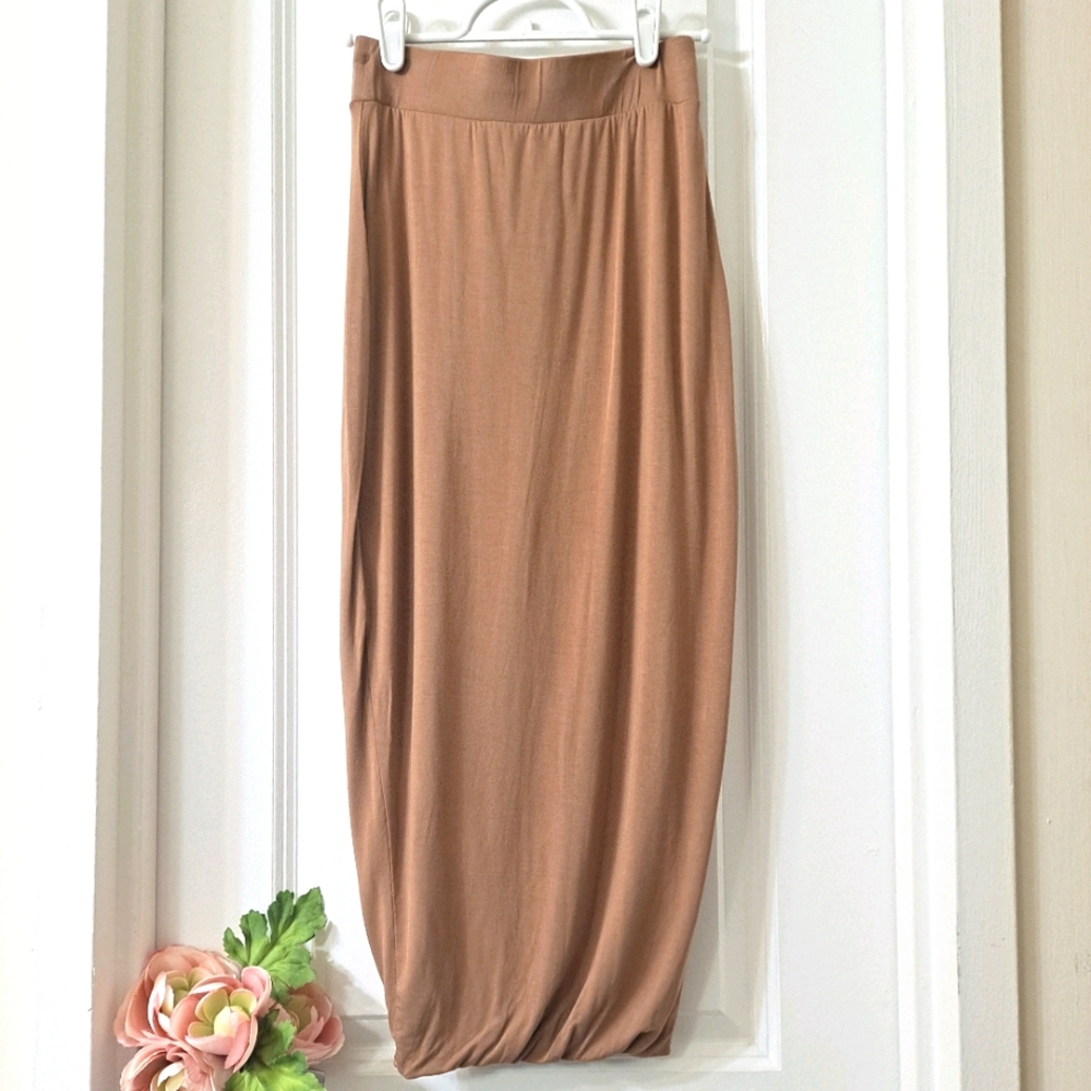 High Waist Midi Skirt in Brown